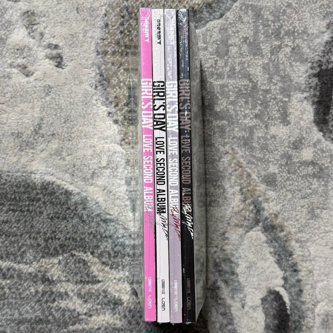 新品未開封 GIRL'S DAY LOVE SECOND ALBUM 4点セット
