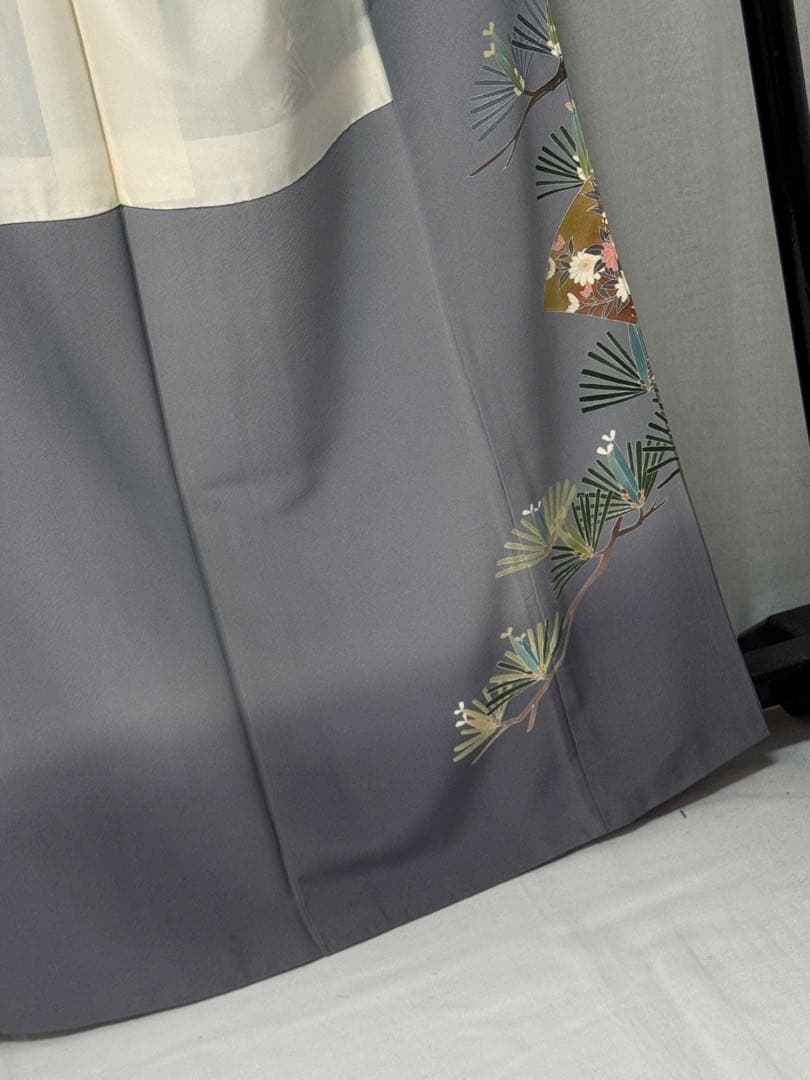 [美品] 三つ紋　色留袖　正絹　灰色　梅　松　略礼装　結婚式　卒業式　高身長