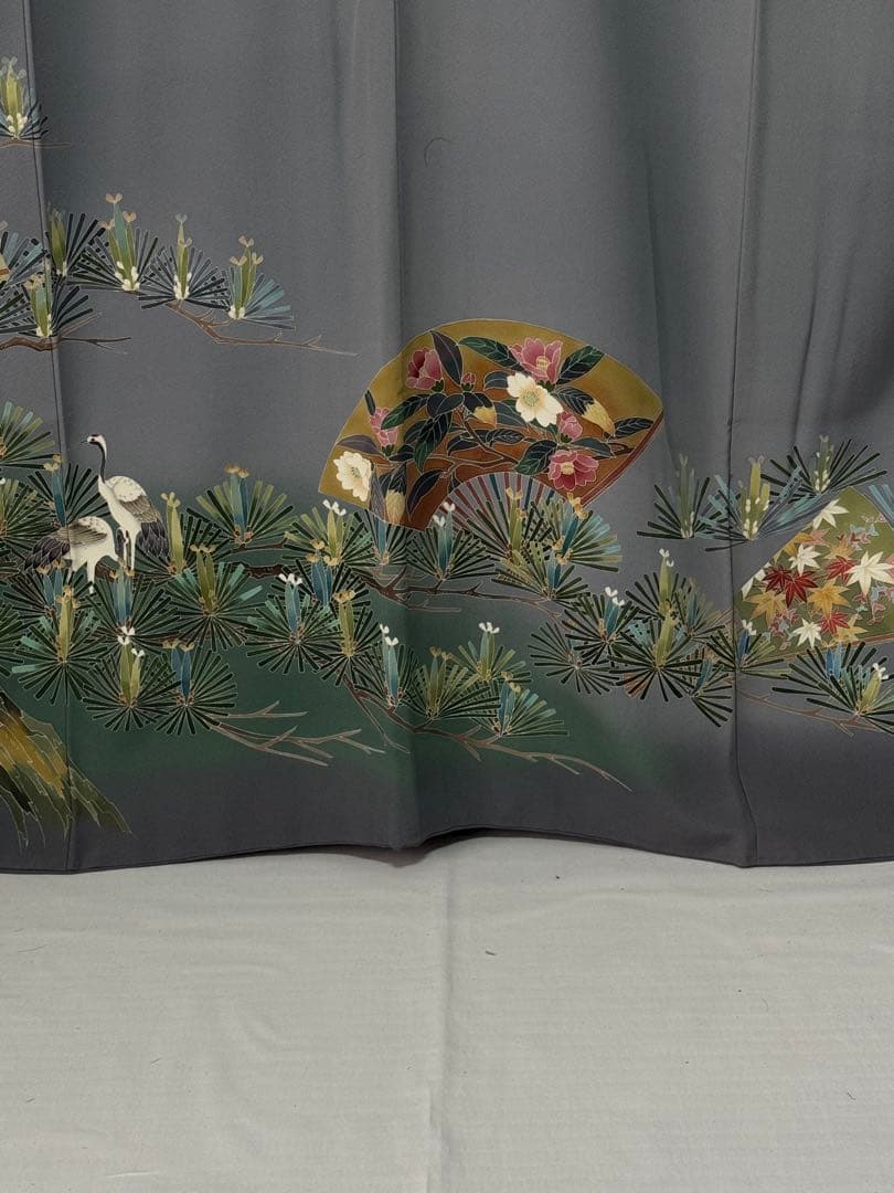 [美品] 三つ紋　色留袖　正絹　灰色　梅　松　略礼装　結婚式　卒業式　高身長