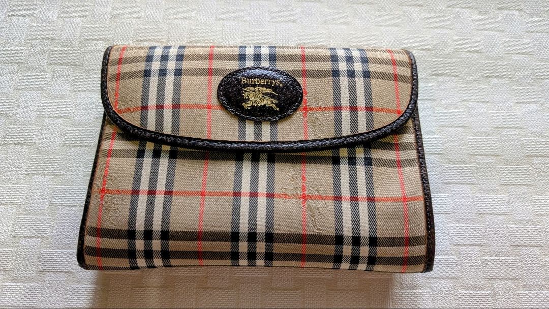 Burberry男女兼用☆ポーチ