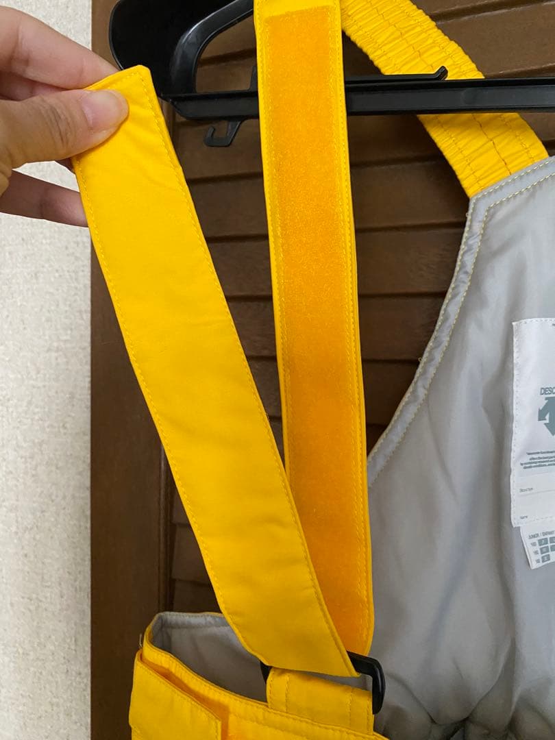 子ども用スキーウェア 紺/黄色