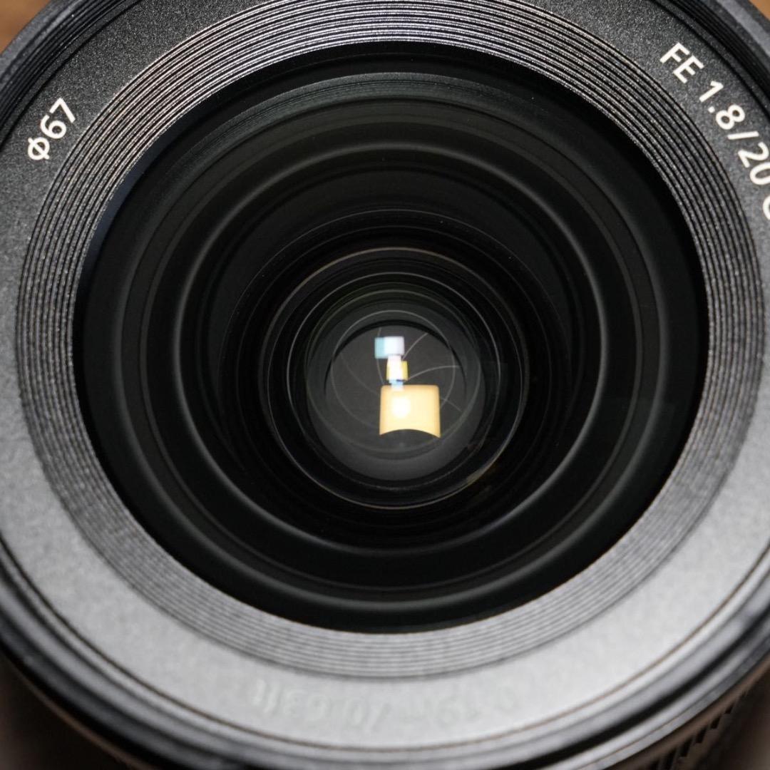 美品 SONY FE 20mm F1.8 G SEL20F18G ソニー