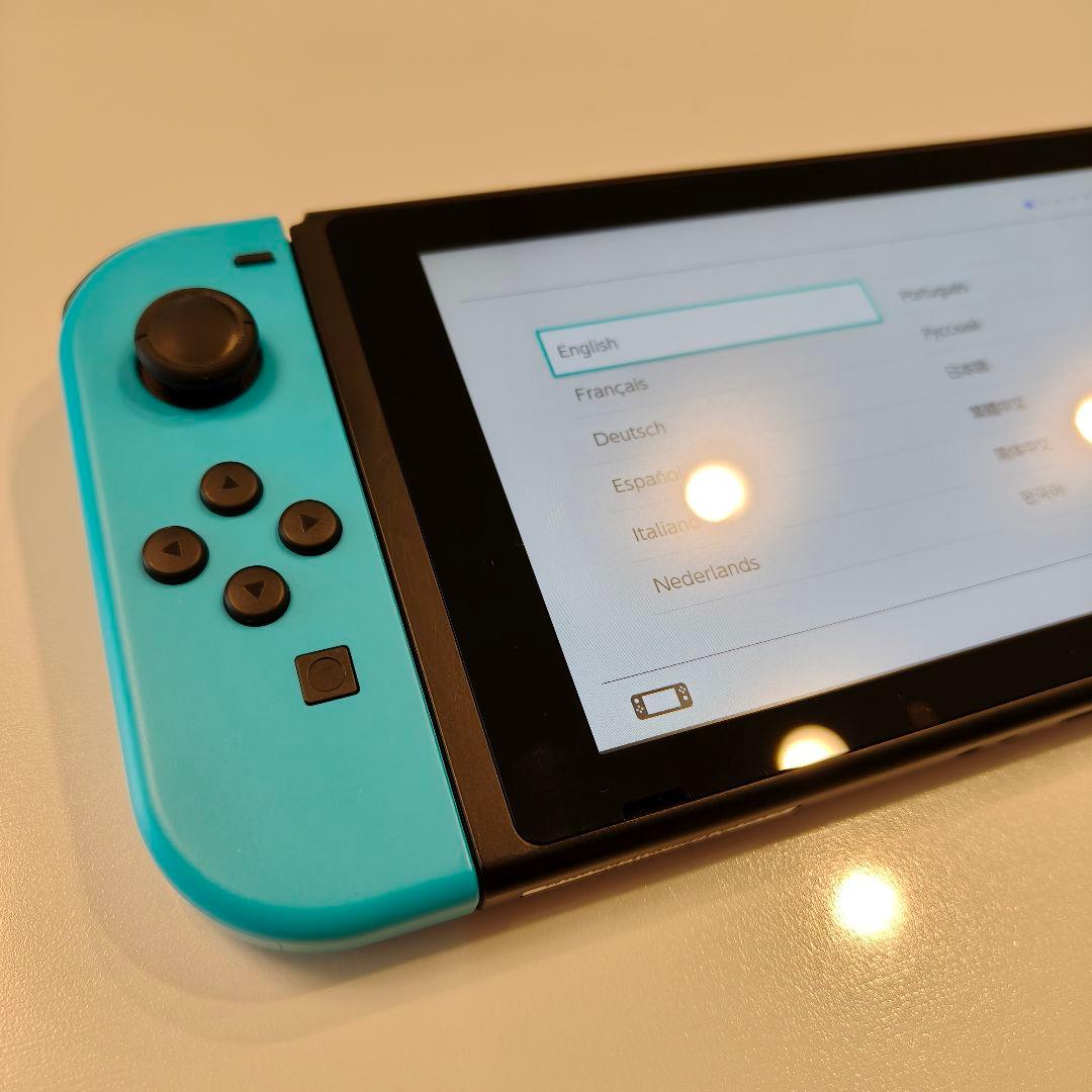 て*む様 Nintendo Switch 本体 キャリーケース付き