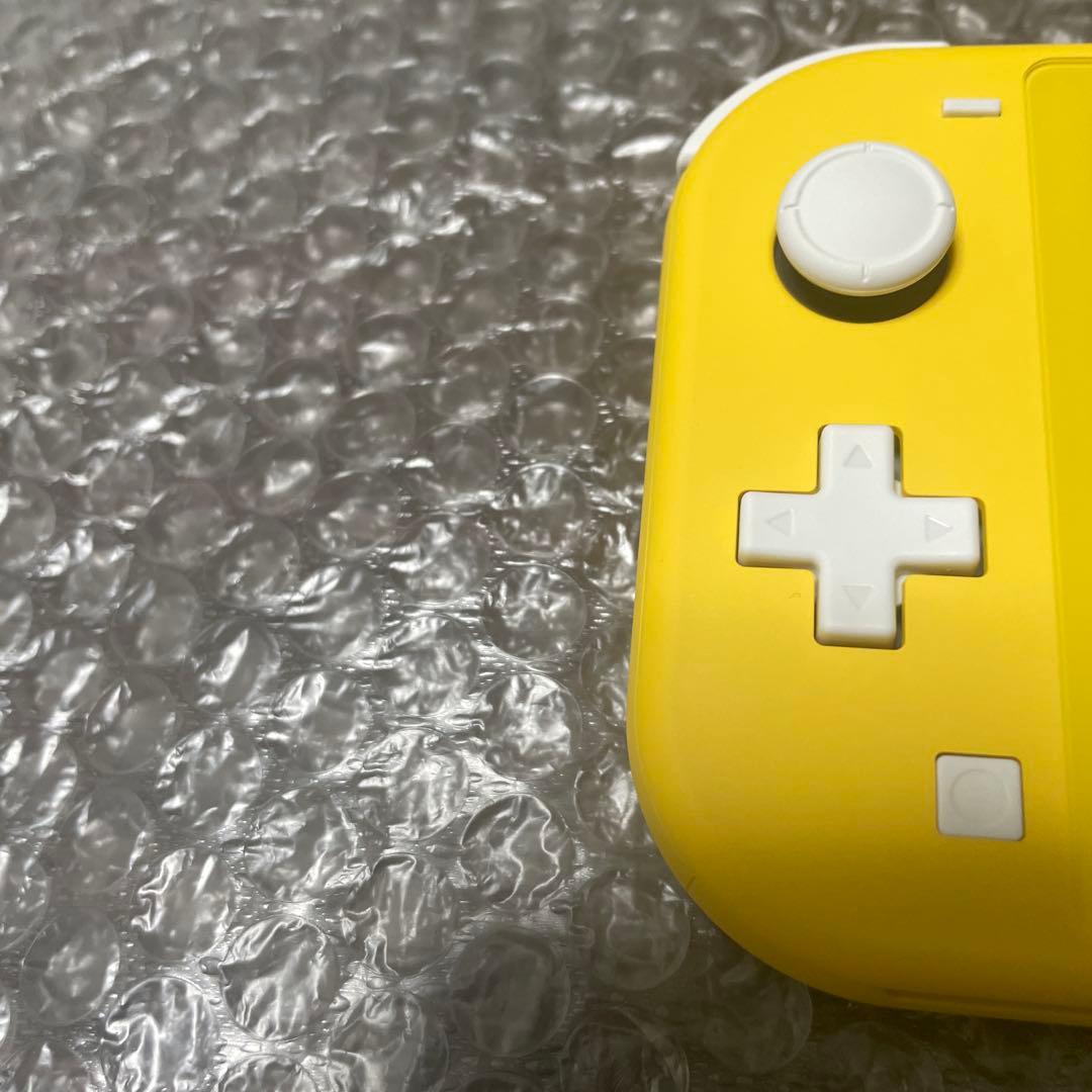 Nintendo Switch Lite 本体　イエロー
