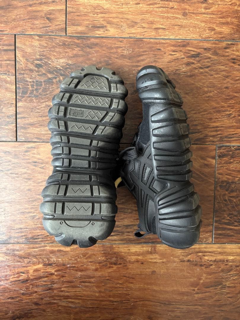 23.5㎝ オニツカタイガー デンティグレ エルエスOnitsuka ほぼ未使用
