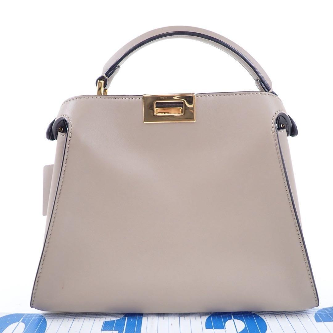 専用　フェンディ エッセンシャリー ピーカブー 2WAY ショルダーバッグ