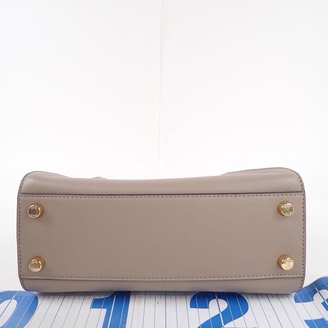 専用　フェンディ エッセンシャリー ピーカブー 2WAY ショルダーバッグ