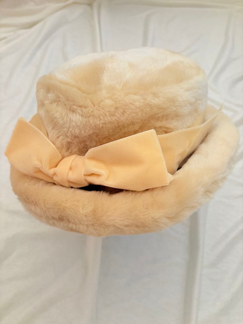 ジェーンマープル クリーム色♡ファーリボン帽子