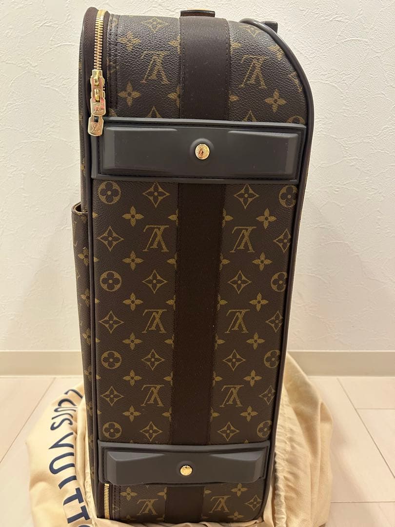 Louis Vuitton 新品ヶ所有 キャリーケース ペガス