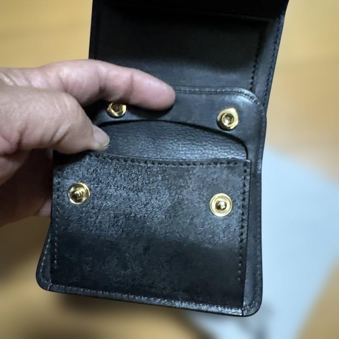 WILDSWANS ブラック 三つ折り財布　イーノ