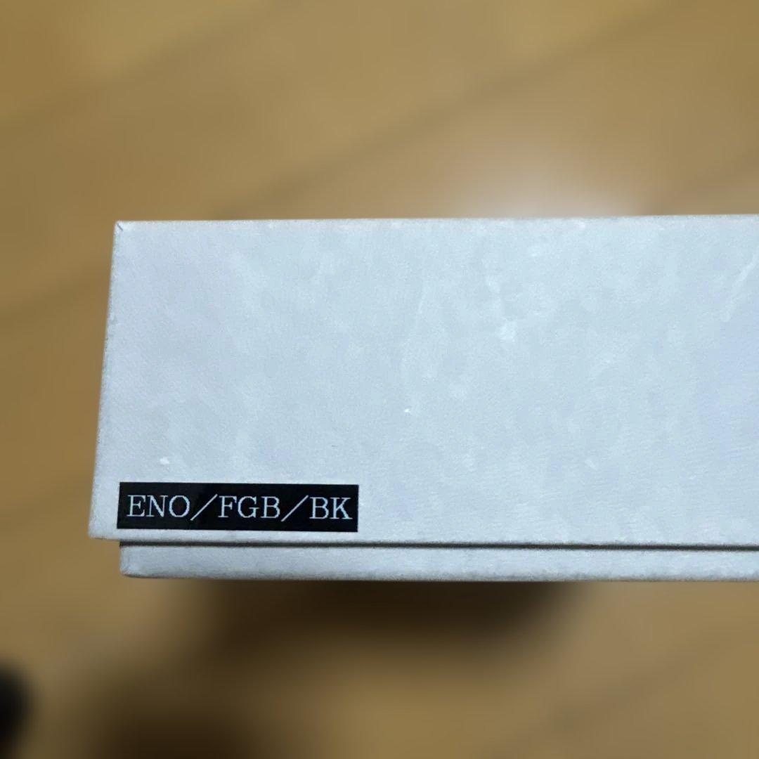 WILDSWANS ブラック 三つ折り財布　イーノ