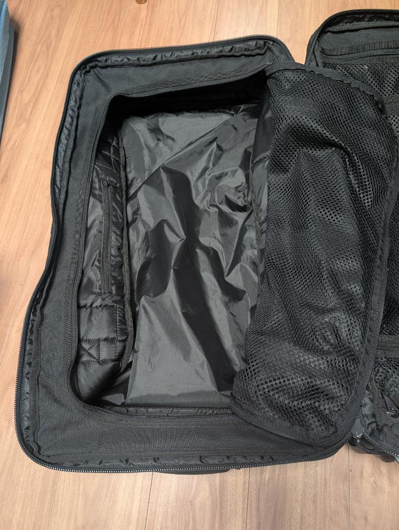 IDoneX .アイディーワン.ボストンキャリーバッグ.大容量.ブラック