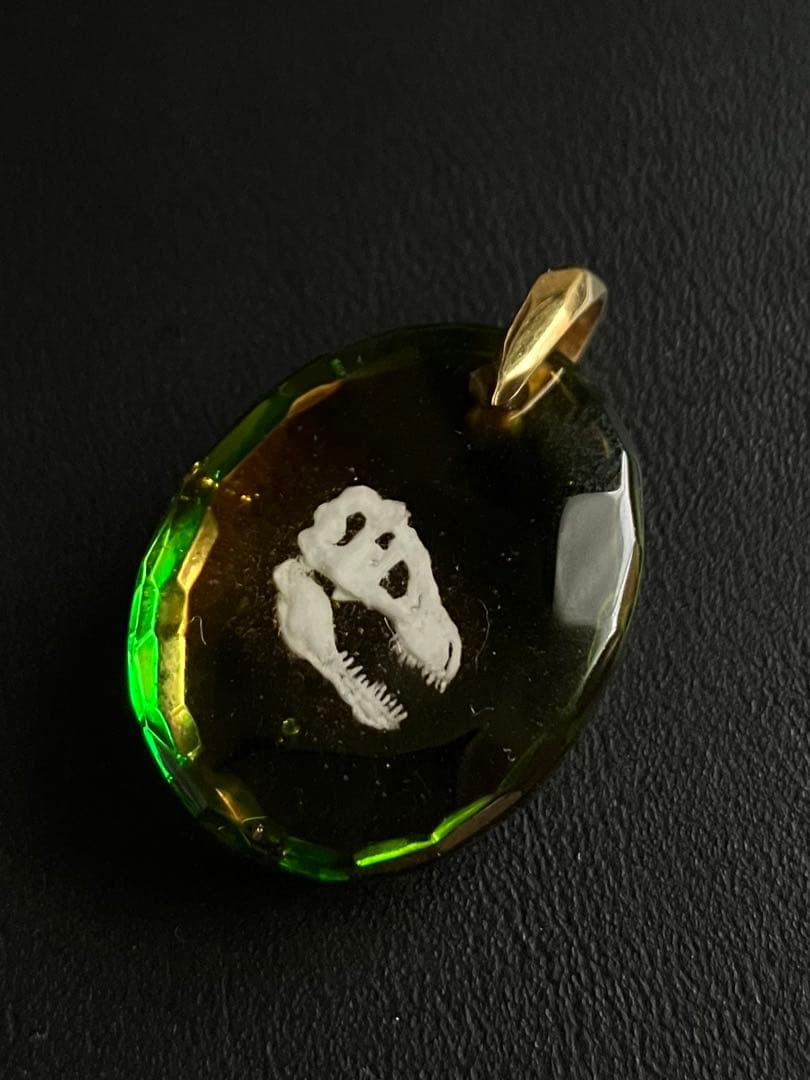 1cmの宇宙　ナカダマサヒデ ペンダントトップ ティラノサウルス　恐竜　ガラス