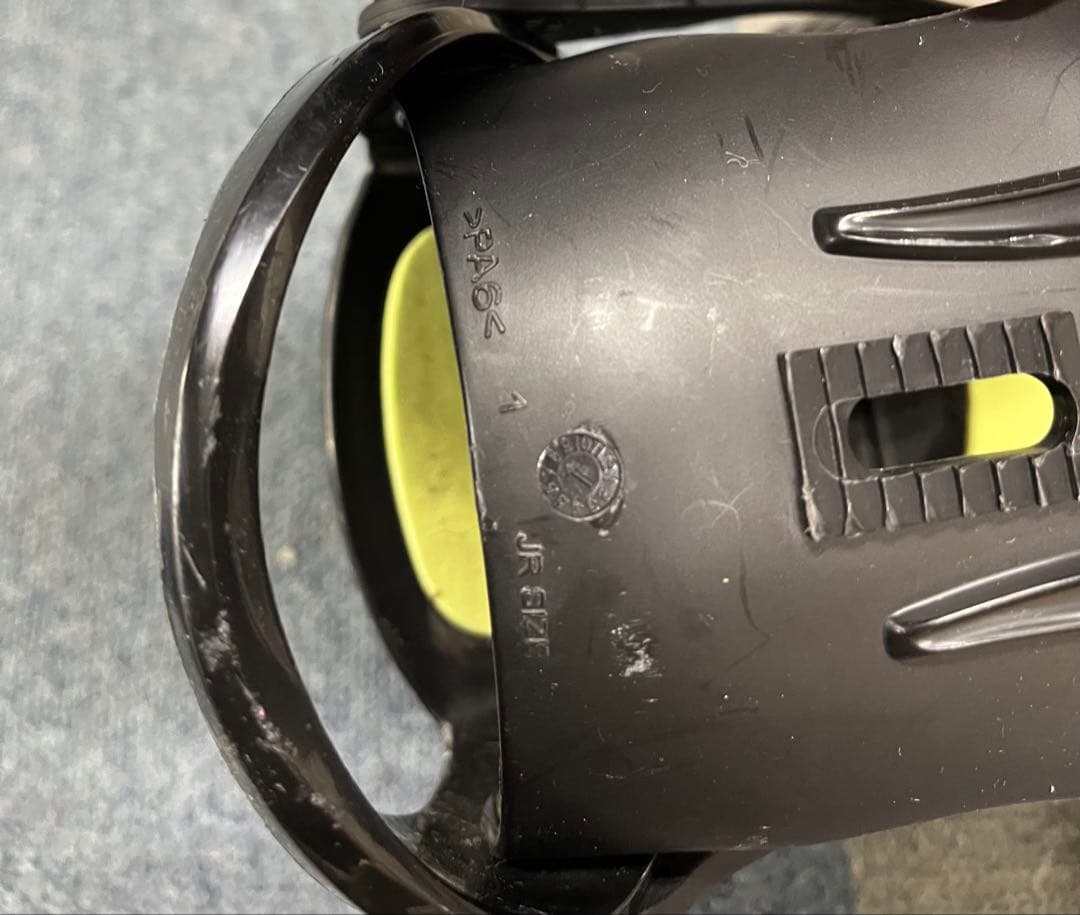 スノーボードセットIGNIO130cm ディズニーコラボモデル Kissmark