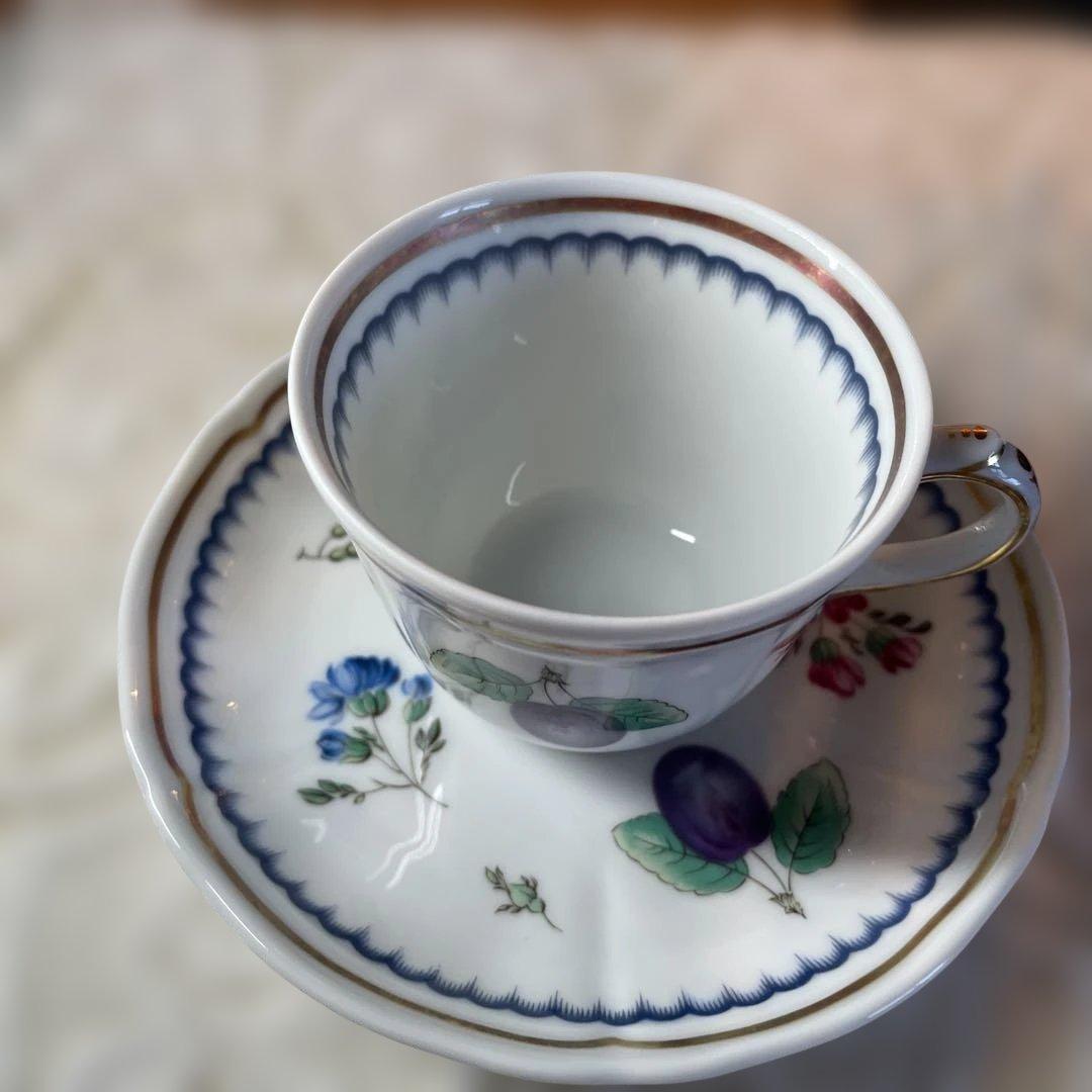 ジノリ フルーツ装飾の陶磁器ティーセット他二点