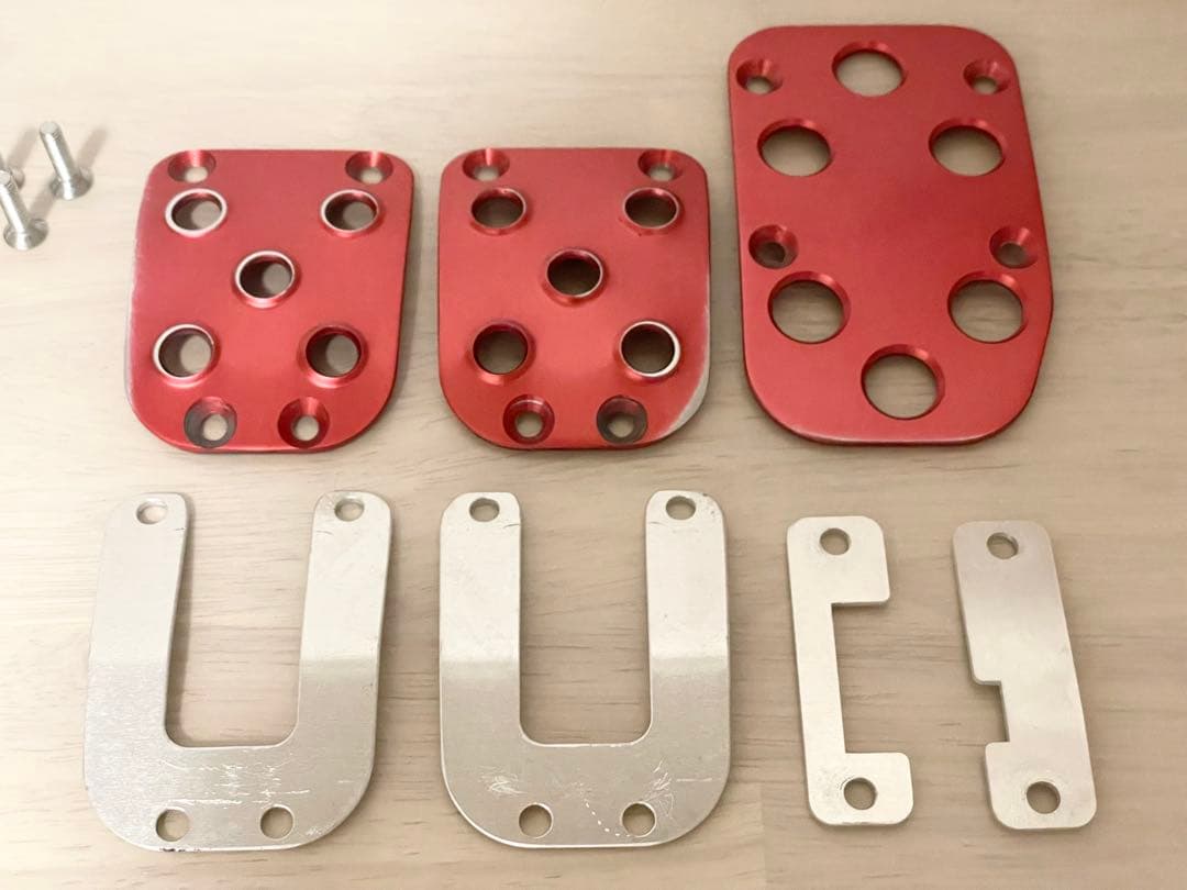 ジムニー•ジムニーシエラ アピオ アルミペダルセット\"ググッとくんスリム MT用