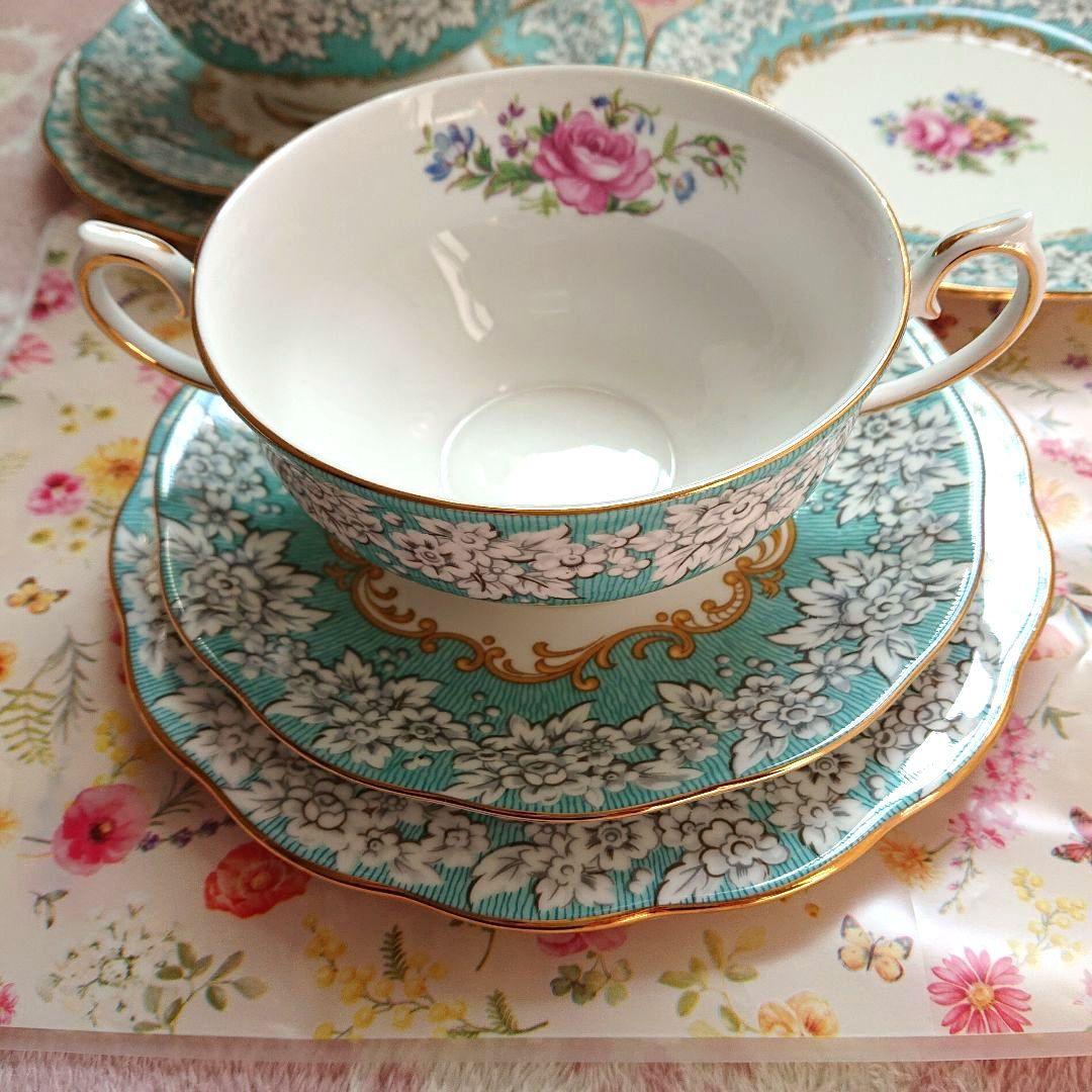 ロイヤルアルバート　エンチャントメント　ダブルハンドルスープカップ2客とプレート