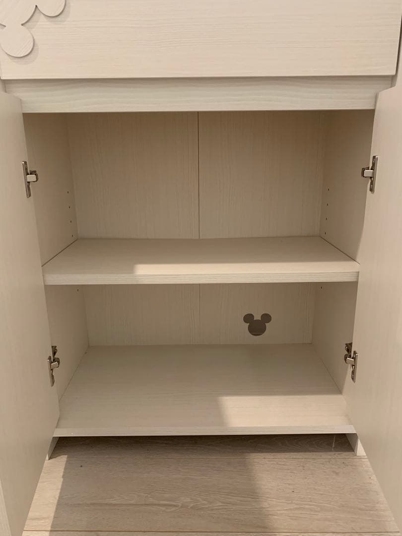 ベルメゾン コンパクトリビングキャビネット「ミッキーモチーフ」