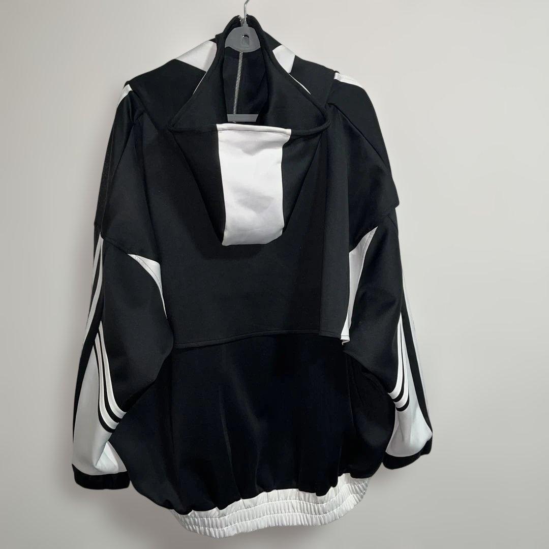 カジュアルフード付きジャージパーカー 黒と白