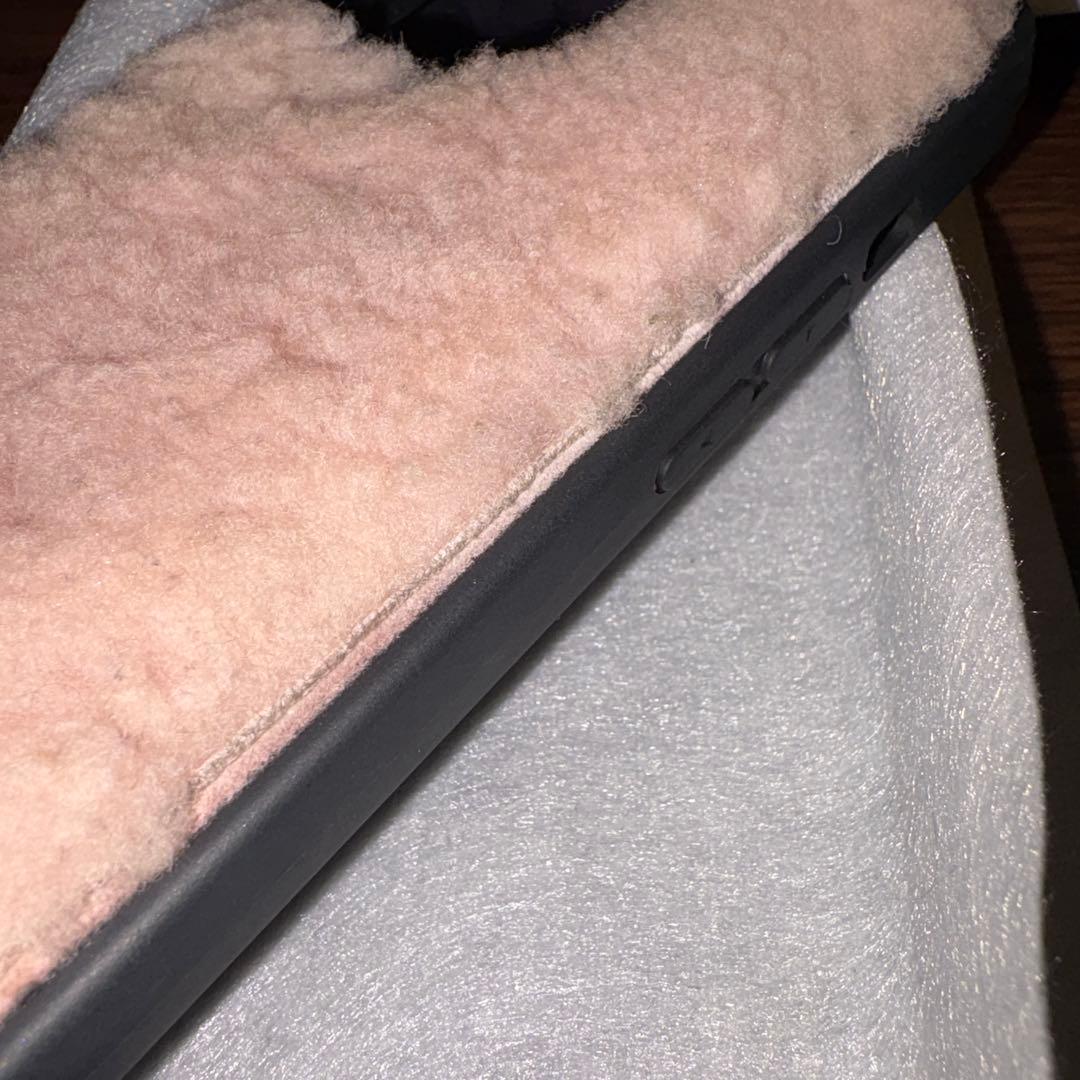 PRADA シアリング iPhone 13 Pro用カバー