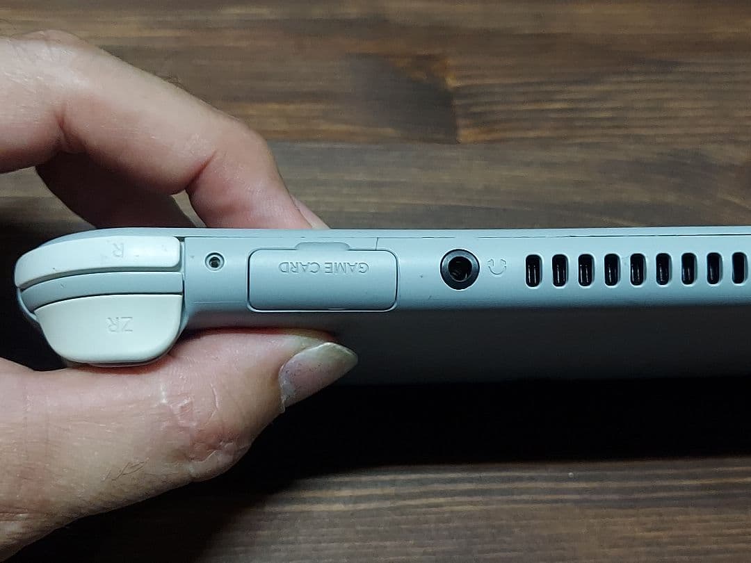 任天堂Switch light スイッチ ライト ポケモン柄