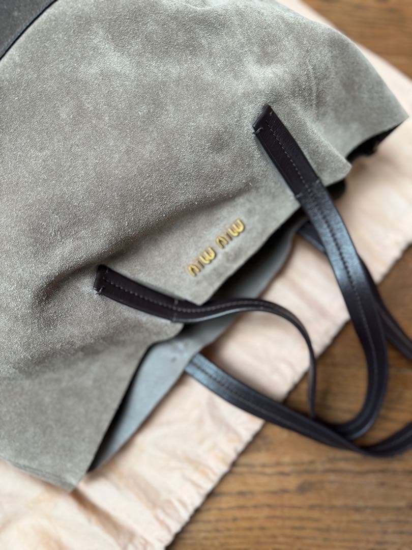 miumiu スエード トートバッグ グレー/ブラック