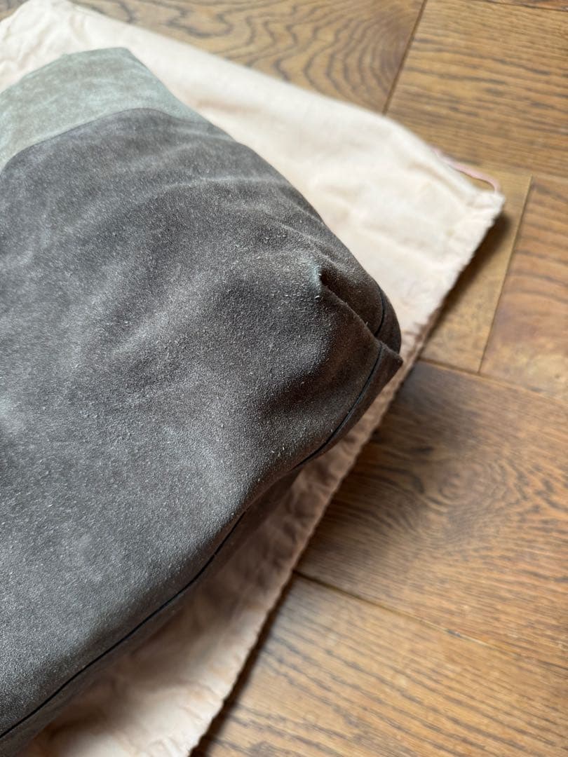 miumiu スエード トートバッグ グレー/ブラック