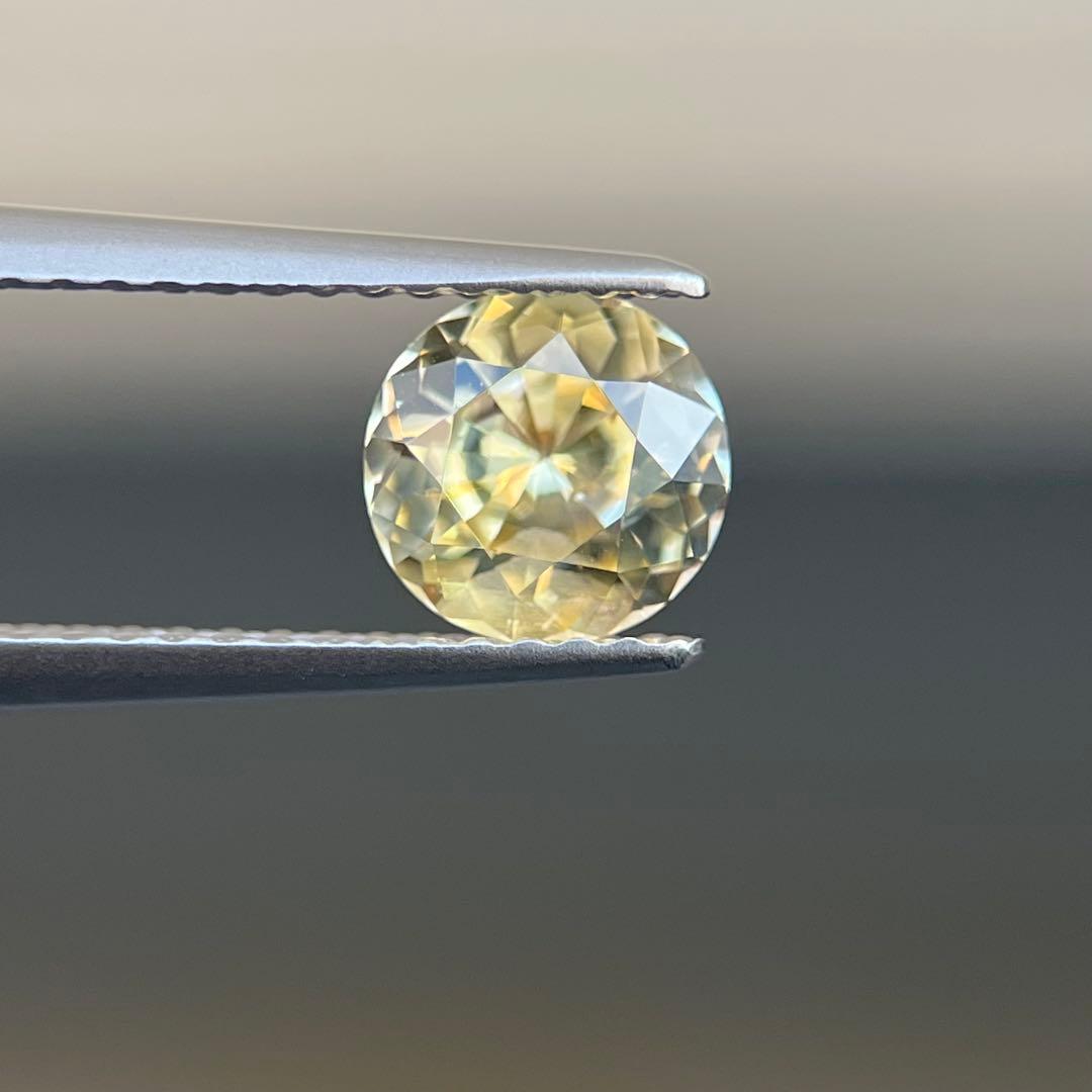 スリランカ産非加熱天然イエローサファイアルース