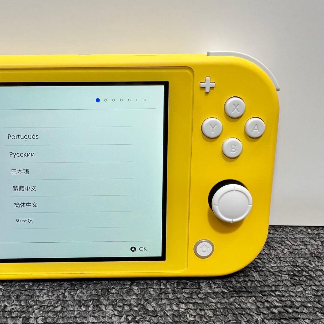 ひ*ん様 スイッチライト SwitchLite イエロー 本体 2020年製 完
