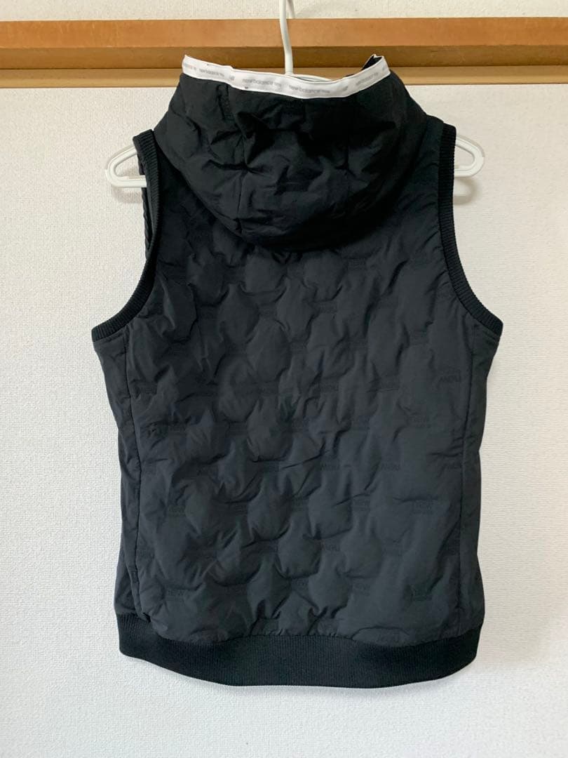 New Balance フード付きベスト ＆スカート　サイズ2(L)