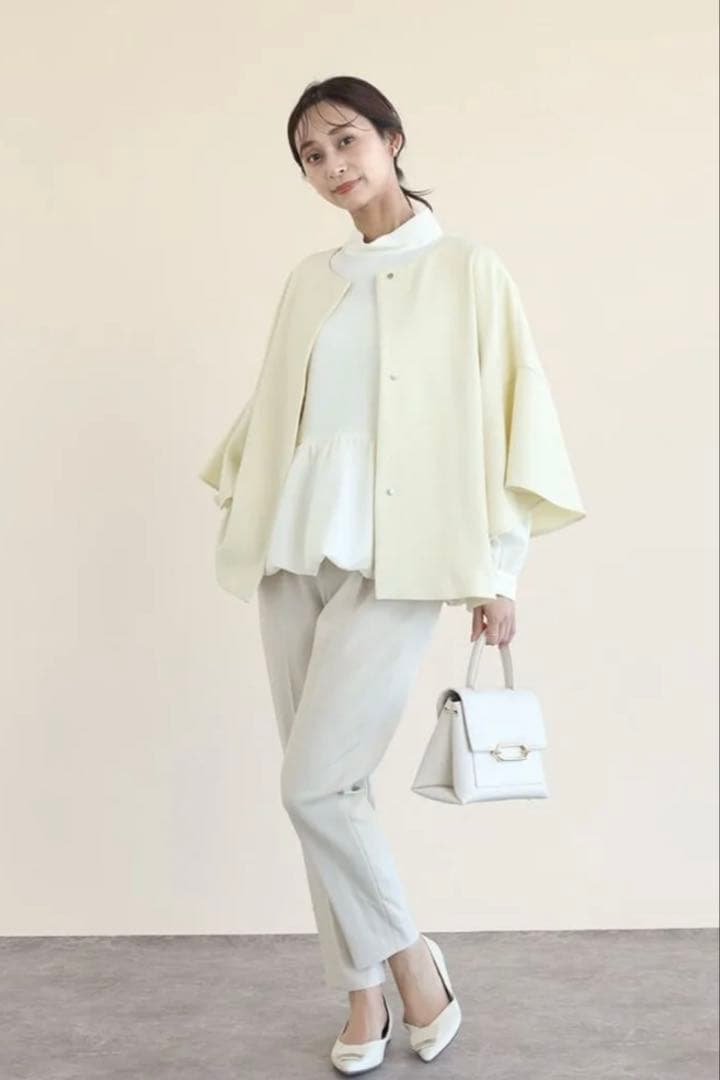 新品　FENNEL フリルスリーブミドル丈コート （ライトイエロー）