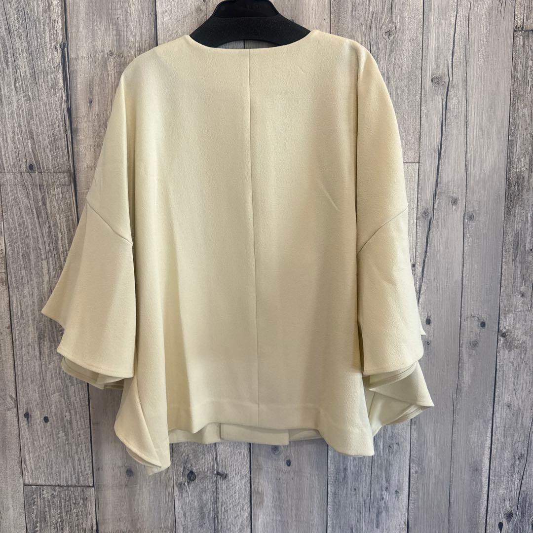 新品　FENNEL フリルスリーブミドル丈コート （ライトイエロー）