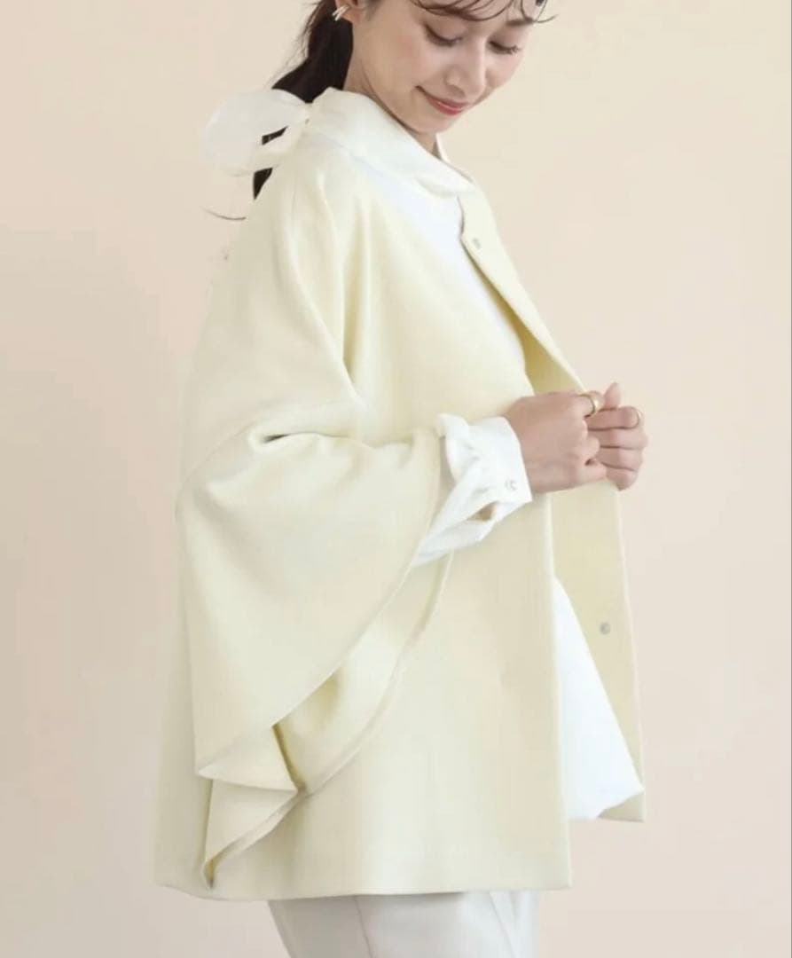 新品　FENNEL フリルスリーブミドル丈コート （ライトイエロー）