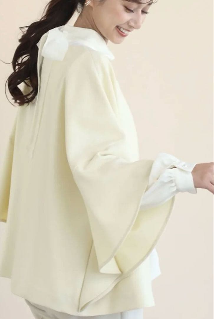 新品　FENNEL フリルスリーブミドル丈コート （ライトイエロー）