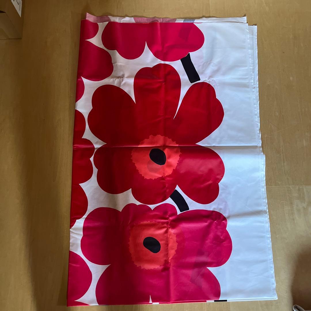 marimekko テーブルクロス　ウニッコ
