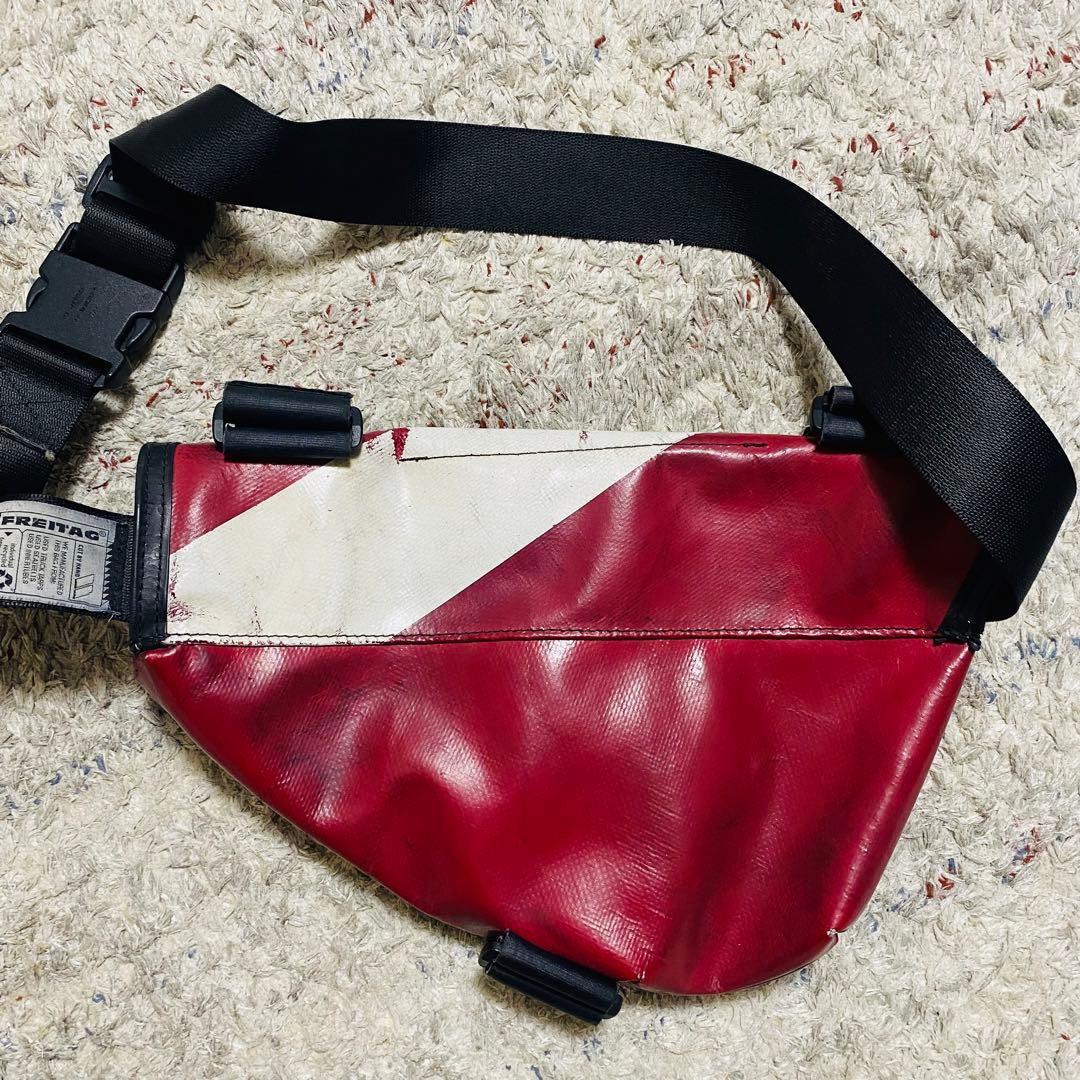 FREITAG F39 メッセンジャーバッグ 赤/白