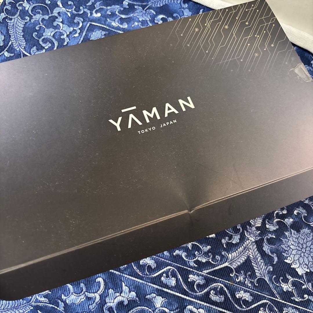 YAMAN ウェアラブル美顔器　デザインリフト