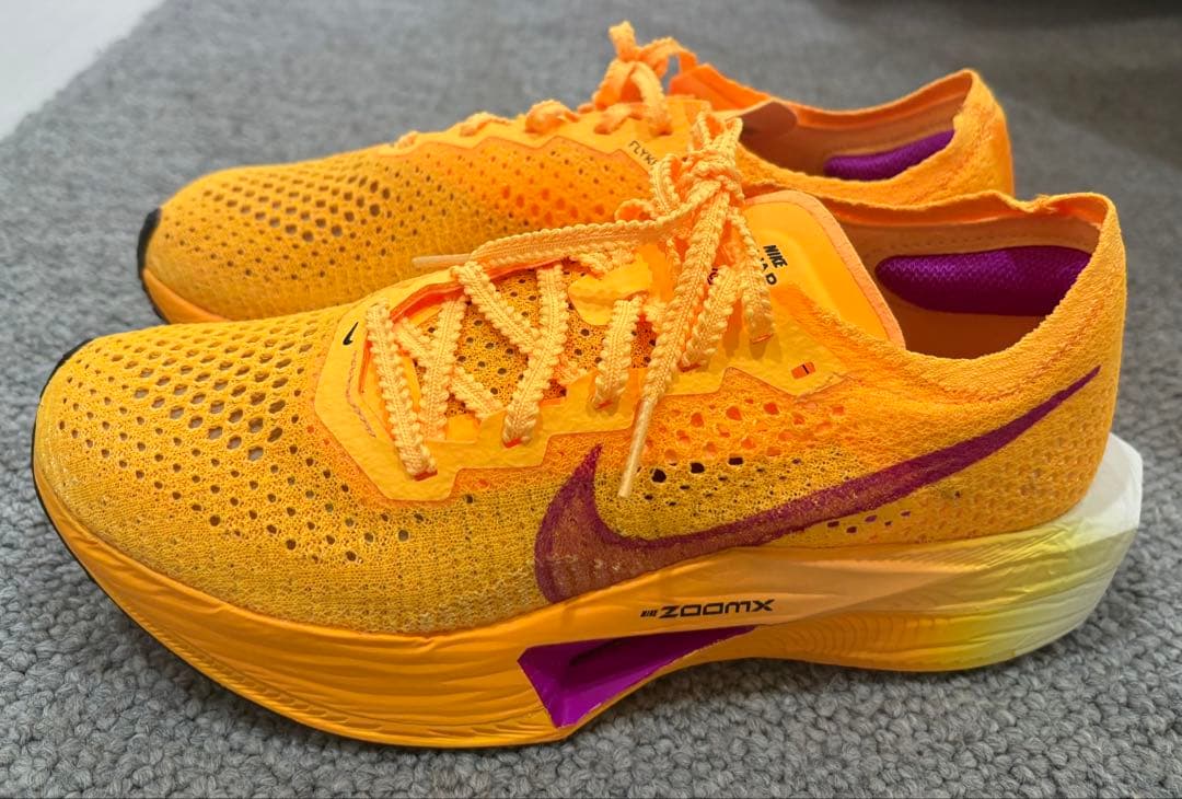 NIKEヴェイパーフライ3 23.5cm