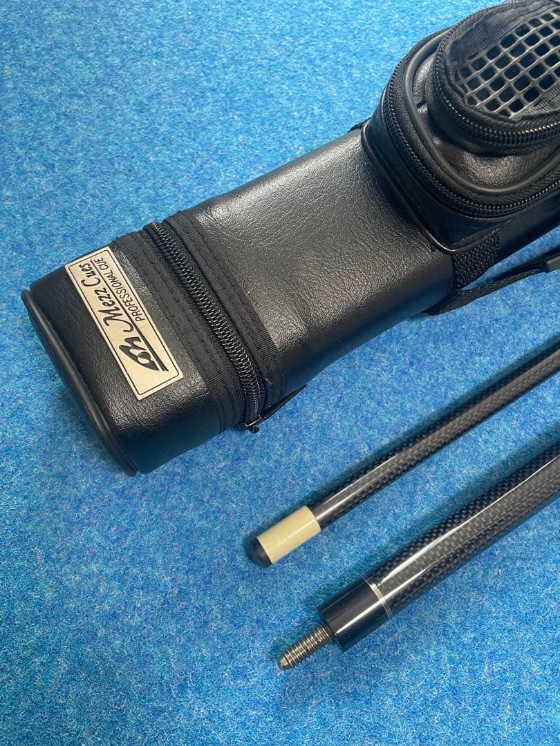 Cuetec cue と Mezz 2×3 キュー ケース