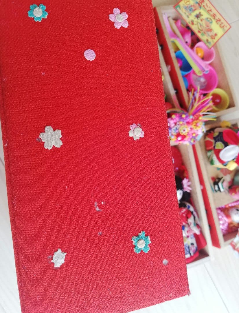 昭和レトロ　雛道具　ミニチュア布張りタンス　文化人形　ヘロヘロ人形　着せ替え人形