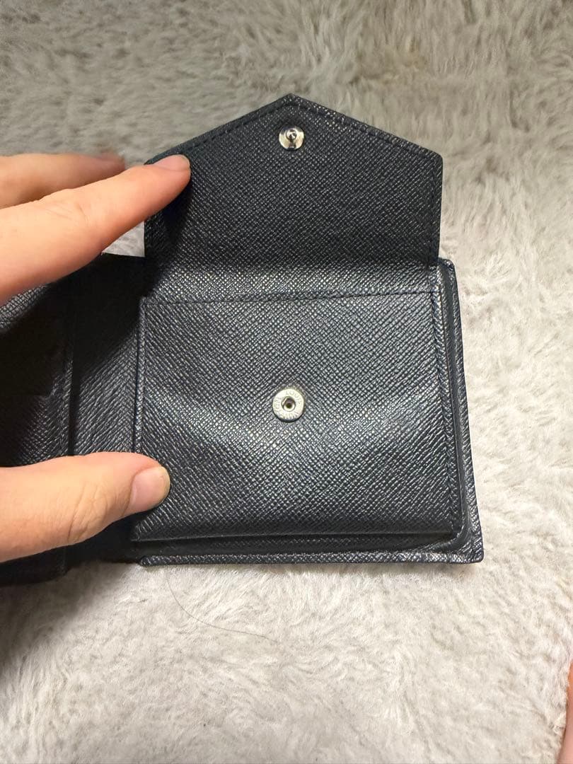 ルイ・ヴィトン ブラック 二つ折り財布
