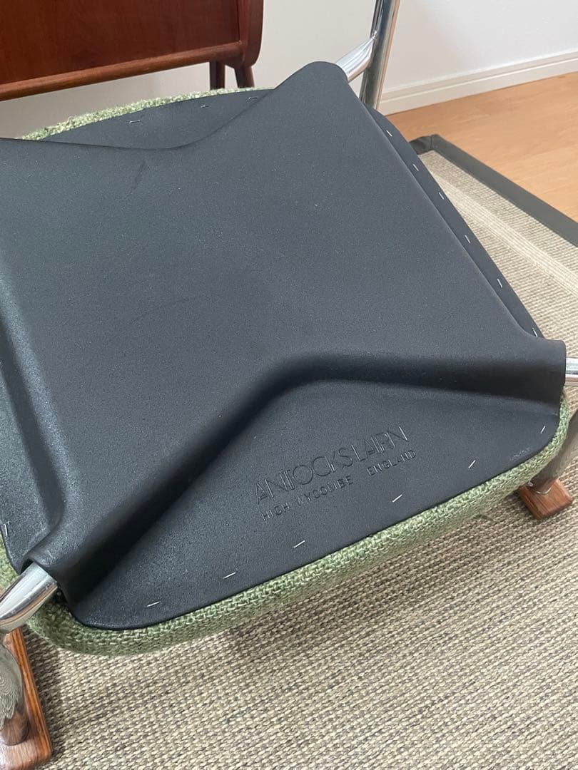 アンティークポストモダンAntocks Lairn アームチェア