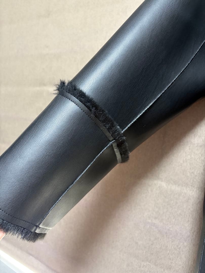 マカフィー MACPHEEフェイクムートンリバーシブルコートトゥモローランド