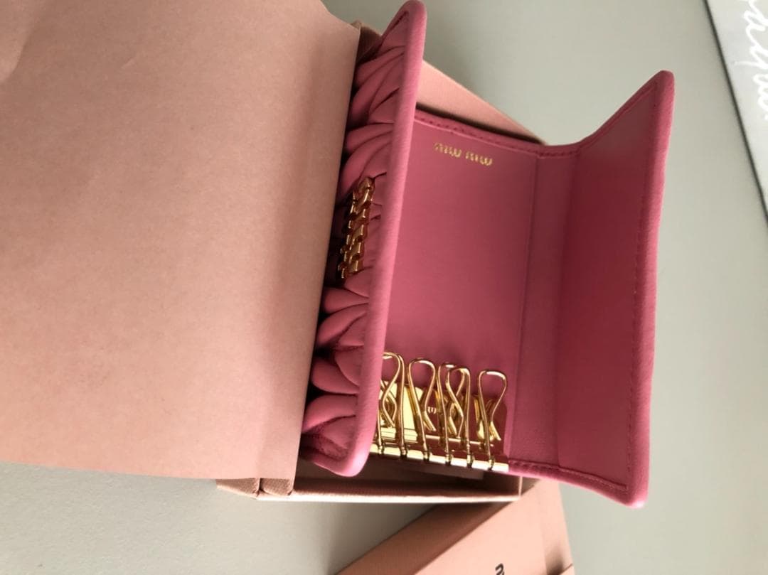 MIUMIU♡マテラッセキーケース(ピンク)♡