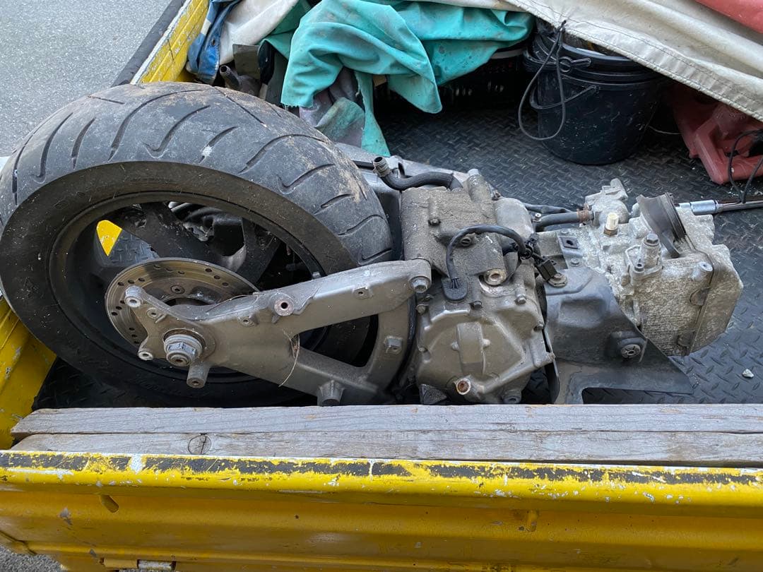 スカイウェイブ250S CJ44A 実働エンジン(ホイールは付きません