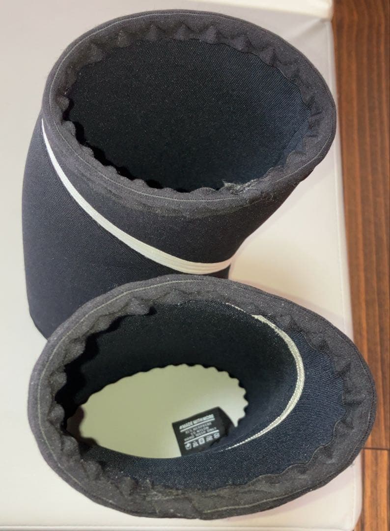 SBD ニースリーブ Lサイズ　白黒