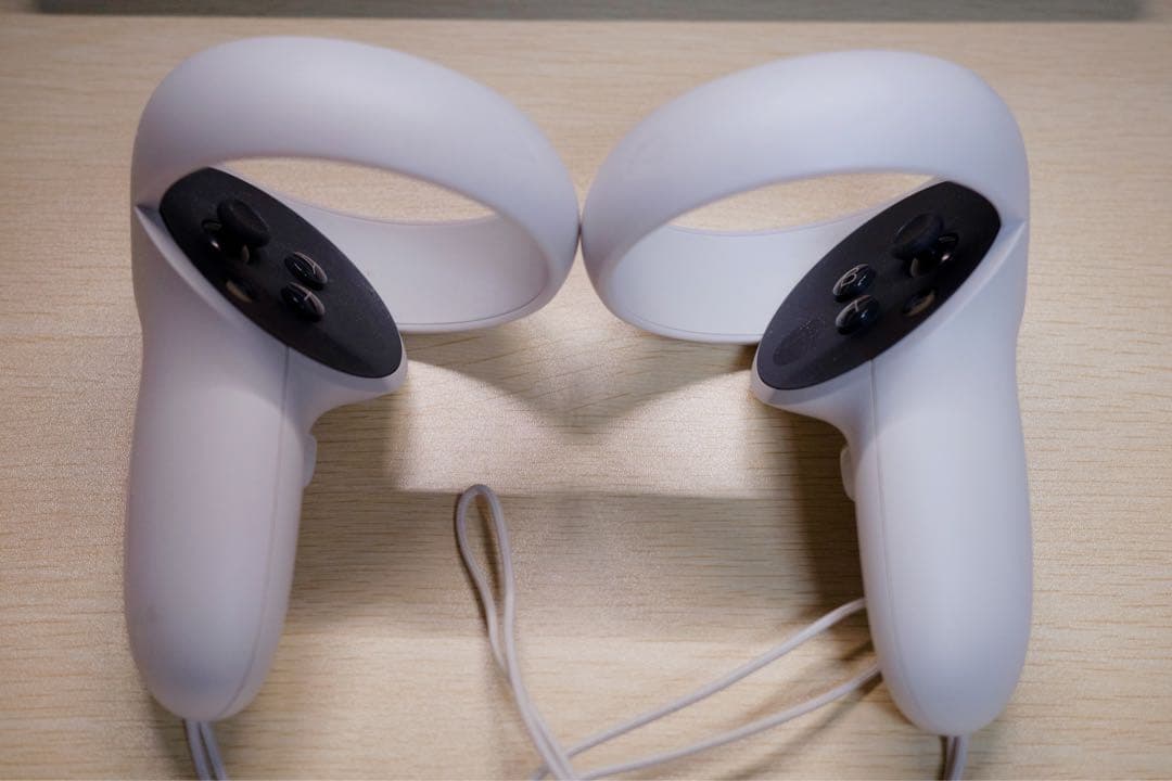  Quest 2 64GB Eliteストラップ付き