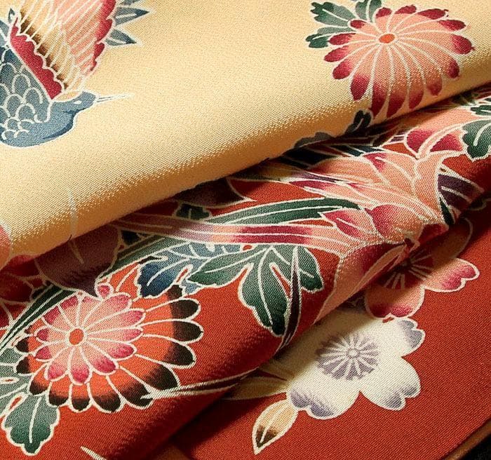 7626■　ややスリム　肩裾模様　紅型訪問着　美品