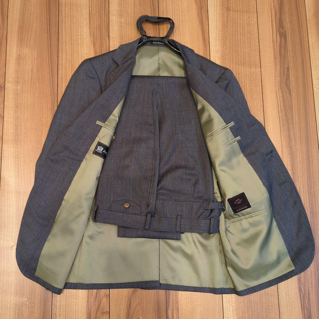 ミユキ　オーダーチャコールグレー スーツ