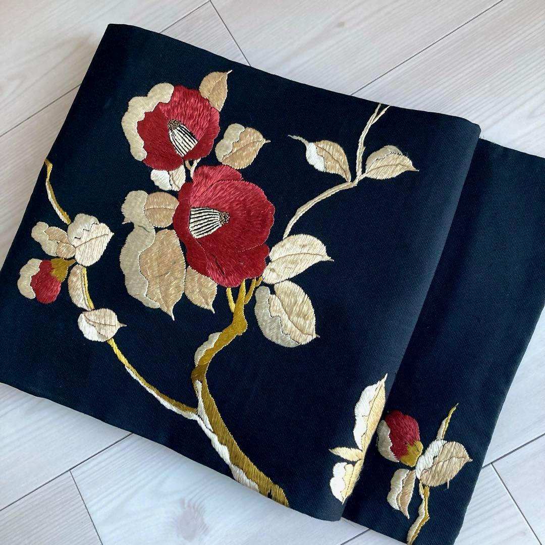 アンティーク名古屋帯　つばき・椿の刺繍　大正ロマン　上質　正絹　N7-30
